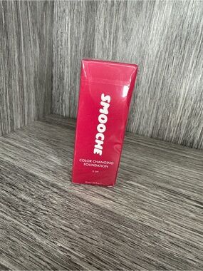 Smooche Color Changing Foundation